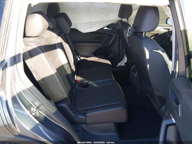 2019 Volkswagen Tiguan მანქანა იყიდება აუქციონზე, vin: 3VV3B7AX2KM195693, აუქციონის ნომერი: 44315940