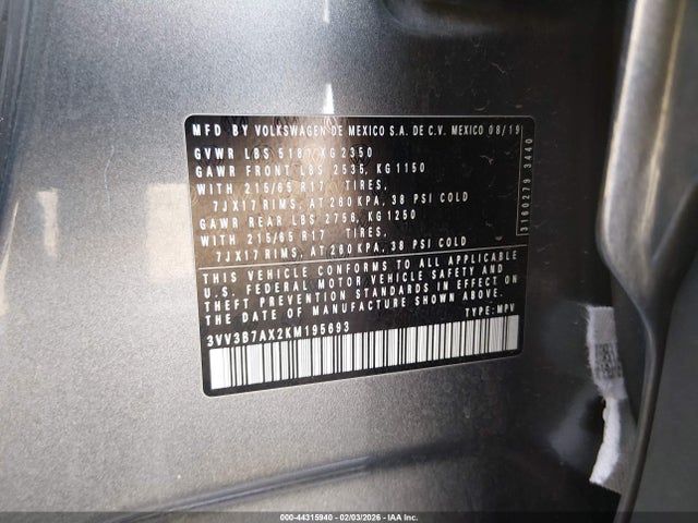 2019 Volkswagen Tiguan მანქანა იყიდება აუქციონზე, vin: 3VV3B7AX2KM195693, აუქციონის ნომერი: 44315940