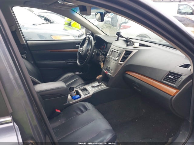 Aukcja sprzedaży 2014 Subaru Outback 2.5i Limited, vin: 4S4BRCLC9E3282131, numer aukcji: 44315970