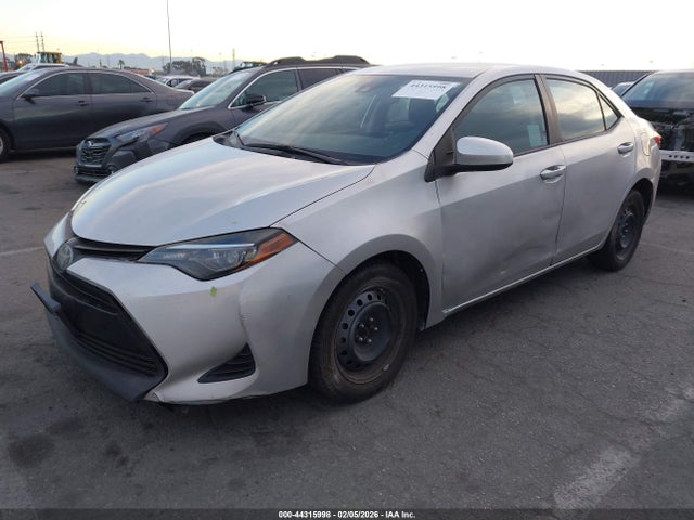 Toyota COROLLA LE 2019 2T1BURHE3KC137296 Image 2