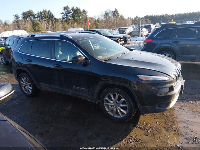 1C4PJMDSXGW142085 Jeep Cherokee Limited
