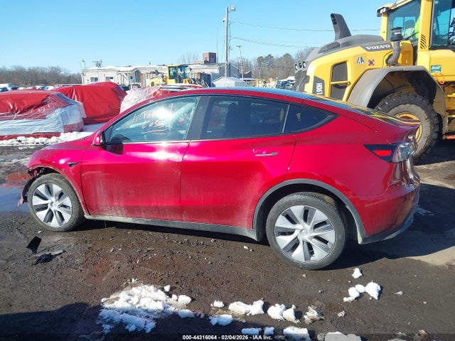 Продаж на аукціоні авто 2024 Tesla Model Y Long Range Dual Motor All-wheel Drive, vin: 7SAYGDEE4RA223893, номер лоту: 44316064