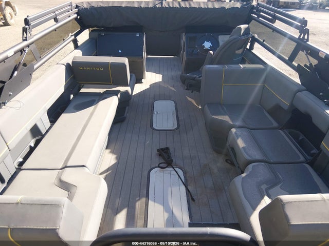 2024 Manitou Pontoon And Trailer მანქანა იყიდება აუქციონზე, vin: TII84436I324, აუქციონის ნომერი: 44316066