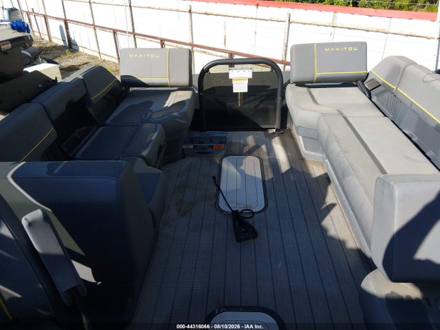 2024 Manitou Pontoon And Trailer მანქანა იყიდება აუქციონზე, vin: TII84436I324, აუქციონის ნომერი: 44316066