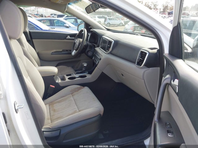 2020 Kia Sportage Lx მანქანა იყიდება აუქციონზე, vin: KNDPM3AC5L7736604, აუქციონის ნომერი: 44316070