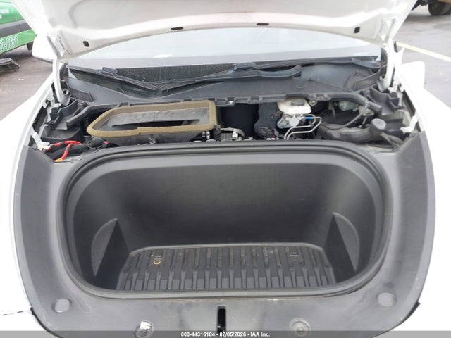 2020 TESLA MODEL Y 5YJYGDEF1LF005135 Photo 9