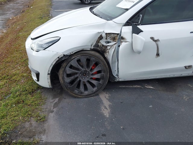 2020 TESLA MODEL Y 5YJYGDEF1LF005135 Photo 5
