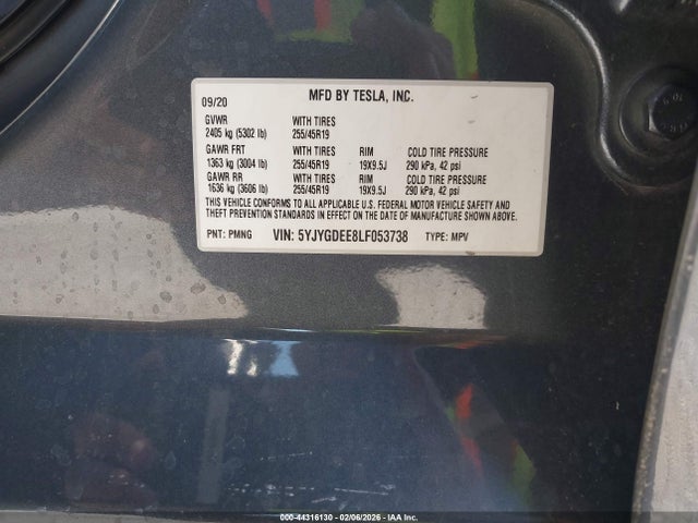 2020 TESLA MODEL Y 5YJYGDEE8LF053738 Photo 8