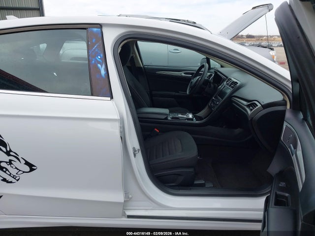 44316149 :رقم المزاد ، 3FA6P0HD2LR136072 vin ، 2020 Ford Fusion Se مزاد بيع