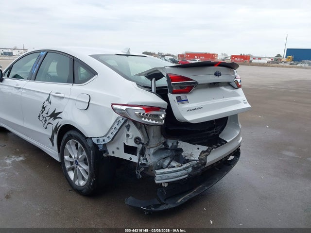 44316149 :رقم المزاد ، 3FA6P0HD2LR136072 vin ، 2020 Ford Fusion Se مزاد بيع