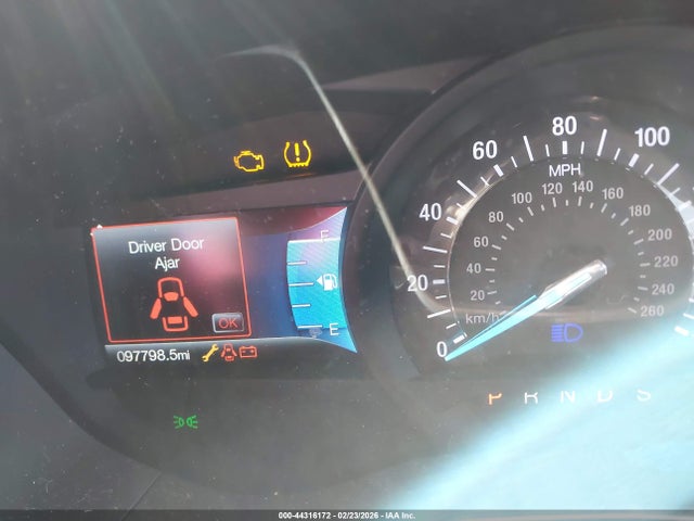 3FA6P0HDXJR126693 Ford FUSION SE