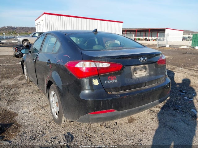 Продажа на аукционе авто 2016 Kia Forte Lx, vin: KNAFK4A6XG5519520, номер лота: 44316188