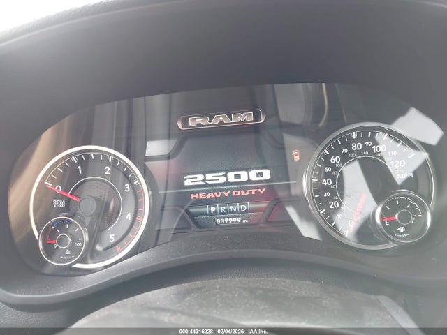 2024 Ram 2500 Laramie  4x4 6'4 Box მანქანა იყიდება აუქციონზე, vin: 3C6UR5FL7RG341076, აუქციონის ნომერი: 44316228