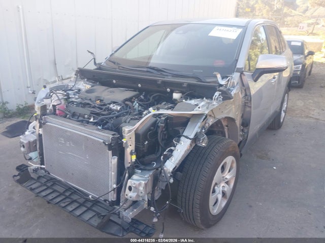 2T3K1RFVXSC336171 Toyota RAV4 LE