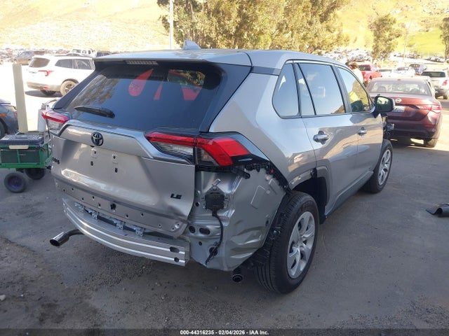 2T3K1RFVXSC336171 Toyota RAV4 LE