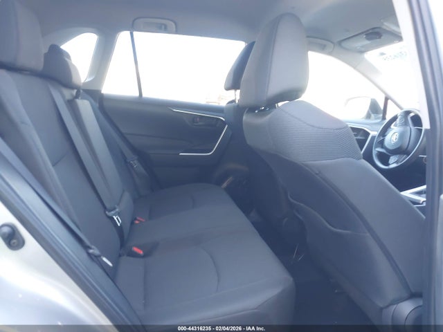 2T3K1RFVXSC336171 Toyota RAV4 LE