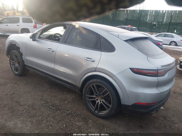 2021 PORSCHE CAYENNE COUPE WP1BA2AY3MDA40835 Photo 2