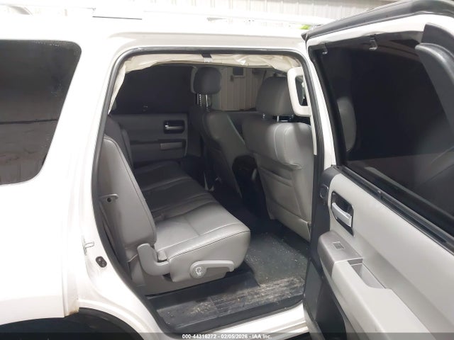 5TDJY5G10JS156918 Toyota Sequoia Limited 5.7l V8