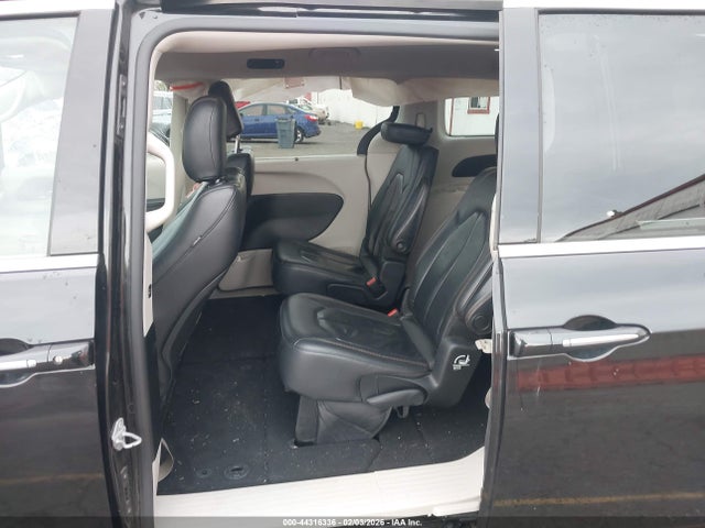 Aukcja sprzedaży 2017 Chrysler Pacifica Touring-l, vin: 2C4RC1BG2HR642350, numer aukcji: 44316336