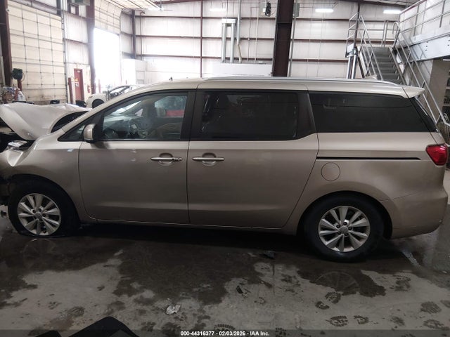 KIA SEDONA LX 2017 KNDMB5C19H6233543 Image 15