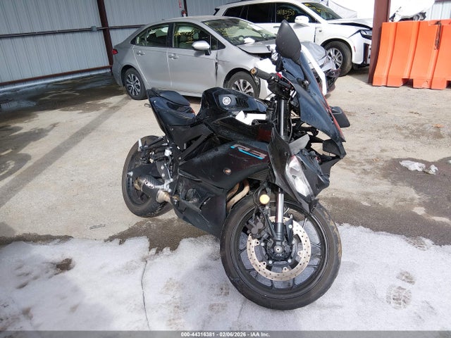 2023 YAMAHA YZFR3 MH3RH18Y3PK013003