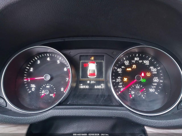 2018 VOLKSWAGEN PASSAT 1VWCA7A30JC007927 Photo 6