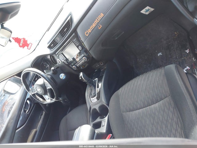 5N1AT2MV0LC738800 Nissan Rogue Sv Intelligent Awd