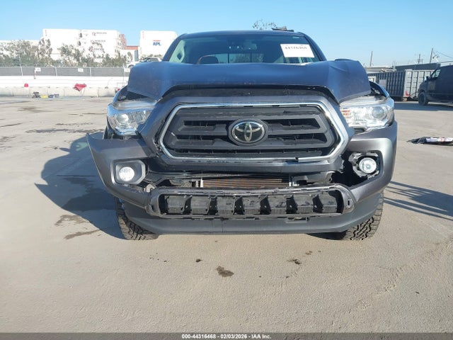 5TFAZ5CNXLX091577 Toyota Tacoma Sr5 V6
