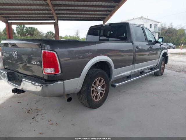 2017 RAM 2500 3C6UR5KL1HG502171 Photo 3