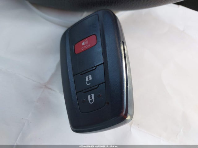 JTDKBRFUXH3545733 Toyota Prius Two