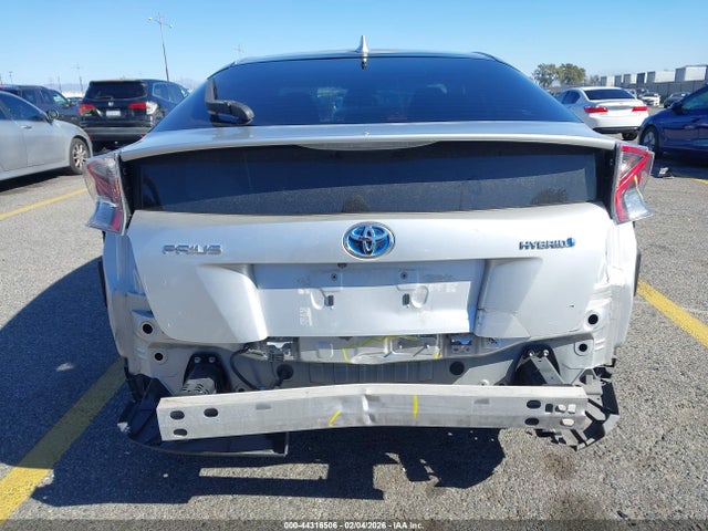 JTDKBRFUXH3545733 Toyota Prius Two
