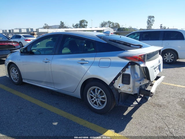 JTDKBRFUXH3545733 Toyota Prius Two