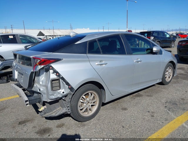 JTDKBRFUXH3545733 Toyota Prius Two