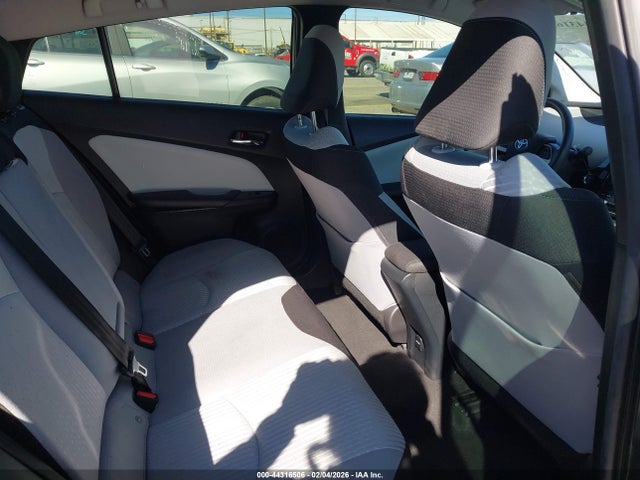 JTDKBRFUXH3545733 Toyota Prius Two