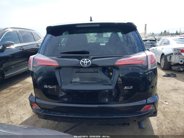 Toyota Rav4 Xle 2018 2T3WFREV5JW455313 Image 16