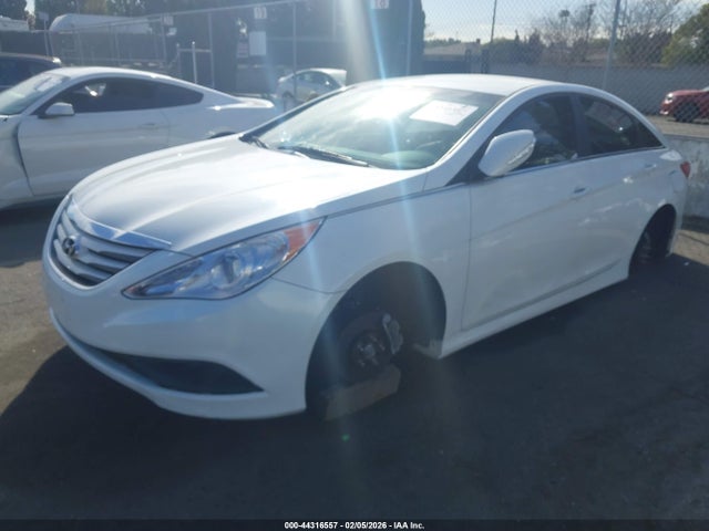 5NPEB4AC8EH829473 Hyundai SONATA GLS