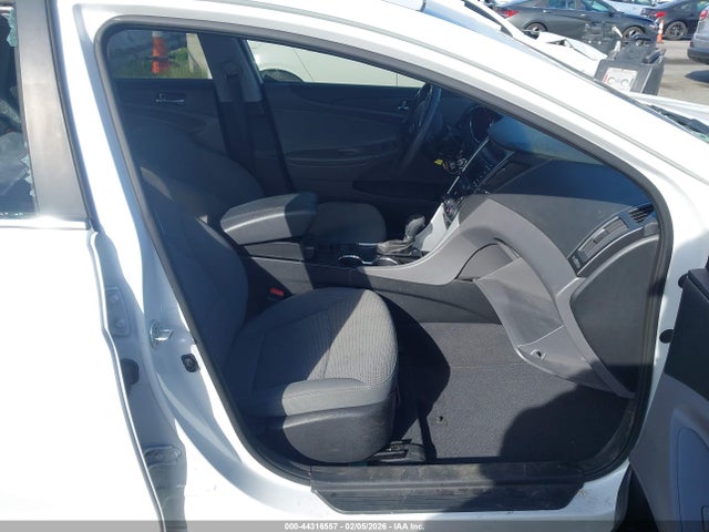 5NPEB4AC8EH829473 Hyundai SONATA GLS
