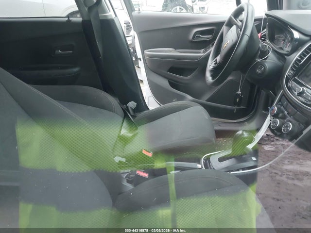 2021 CHEVROLET TRAX KL7CJKSB3MB317878 Photo 4