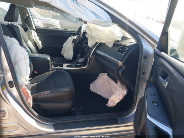 4T1BF1FK7HU764319 Toyota CAMRY SE