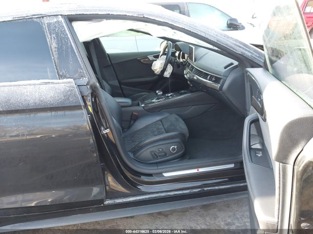 2019 AUDI S5 WAUB4CF56KA100079 Photo 4