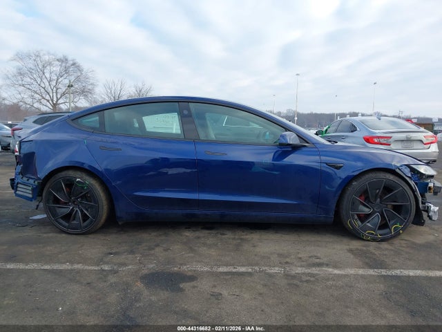 Tesla Model 3 Performance All-wheel Drive 2024 5YJ3E1ET9RF830966 Image 13