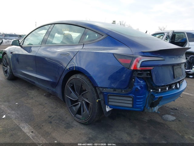 2024 TESLA MODEL 3 5YJ3E1ET9RF830966 Photo 2