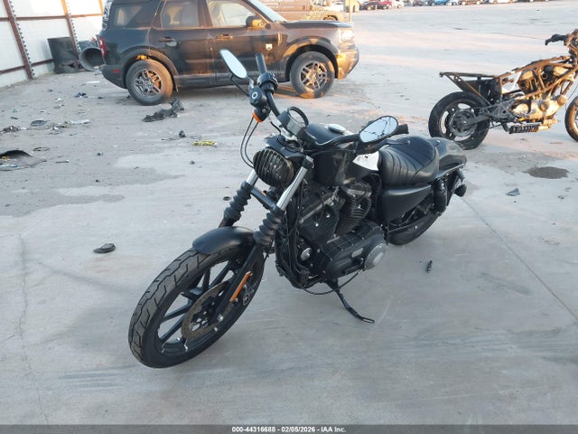 2019 HARLEY-DAVIDSON XL883 1HD4LE211KC412276 Photo 1