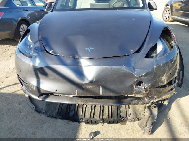 2022 TESLA MODEL Y 7SAYGDEF5NF531080 Photo 5