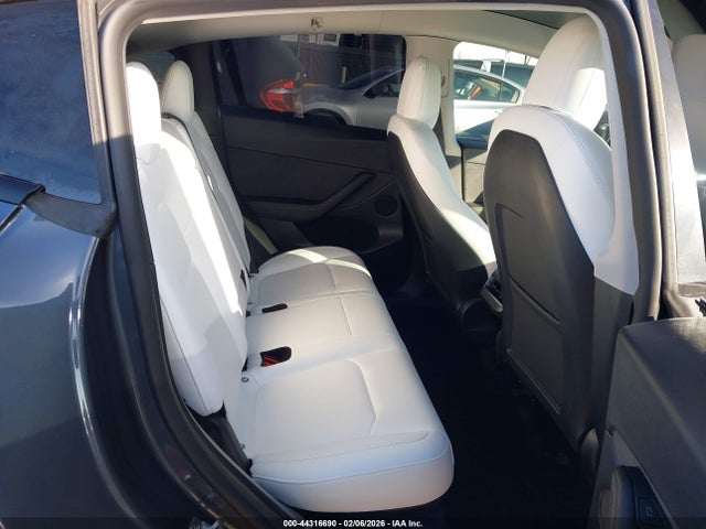 2022 TESLA MODEL Y 7SAYGDEF5NF531080 Photo 7