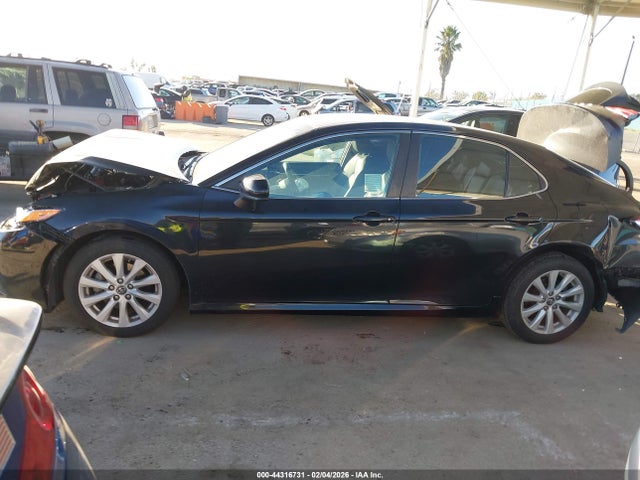 4T1B11HK7JU157466 Toyota CAMRY LE