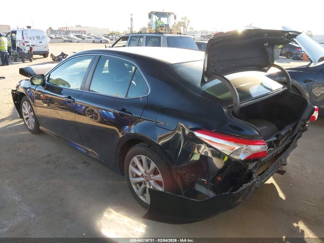 4T1B11HK7JU157466 Toyota CAMRY LE