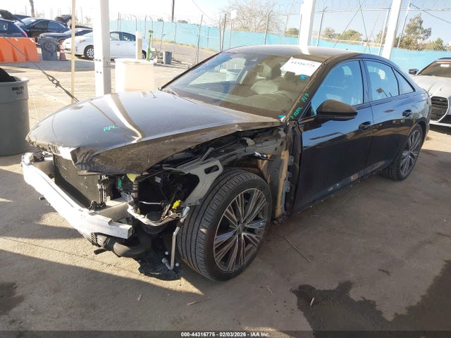 WAUE8AF23KN129334 Audi A6 45 Premium