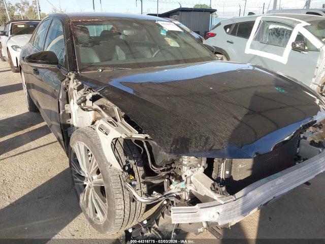 WAUE8AF23KN129334 Audi A6 45 Premium