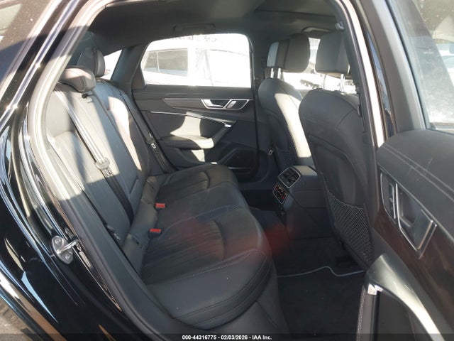 WAUE8AF23KN129334 Audi A6 45 Premium